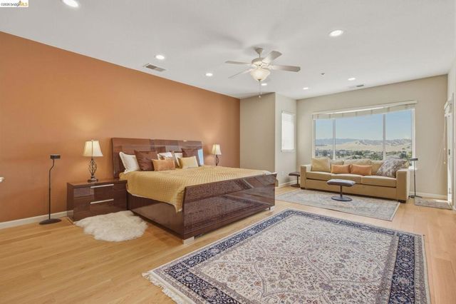 171 E Country Club Dr, Brentwood, CA 94513