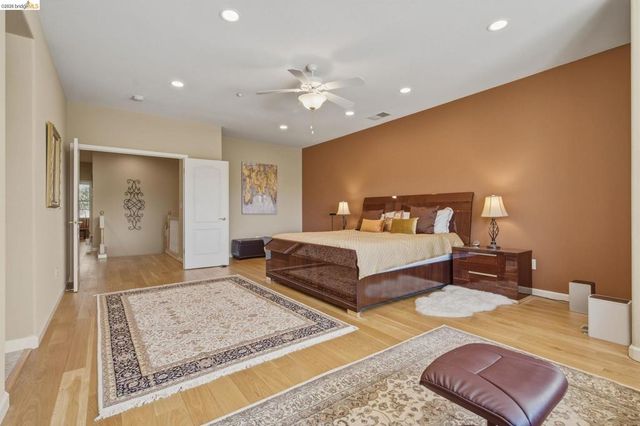 171 E Country Club Dr, Brentwood, CA 94513