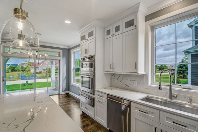 6924 Cambria Cove, Lakewood, IL 60014