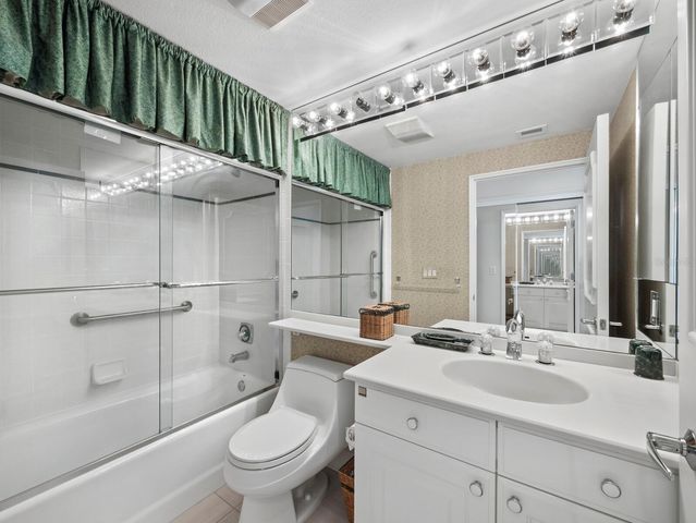 3040 GRAND BAY BOULEVARD 232, Longboat Key, FL 34228