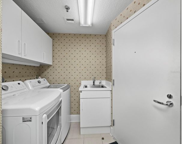3040 GRAND BAY BOULEVARD 232, Longboat Key, FL 34228