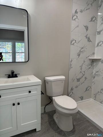 243 Echo Lake Road B9, Watertown, CT 06795