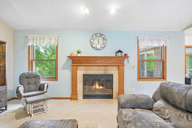 2837 Willard LANE, Waukesha, WI 53188