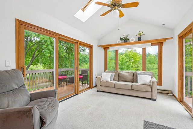 2837 Willard LANE, Waukesha, WI 53188