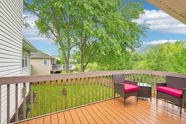 2837 Willard LANE, Waukesha, WI 53188