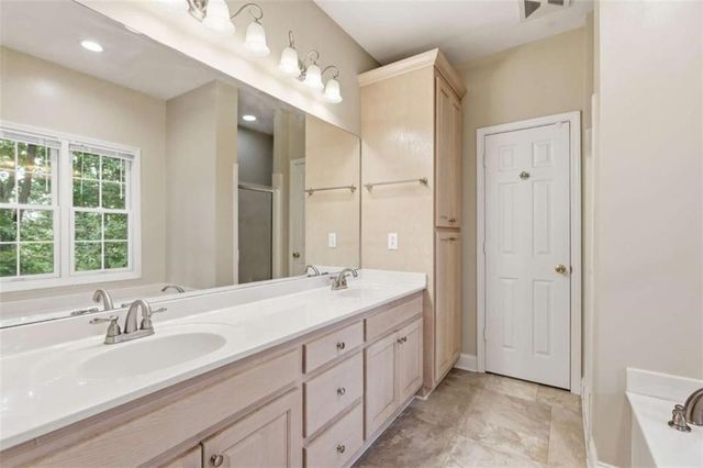 140 Tall Oaks Drive, Alto, GA 30510