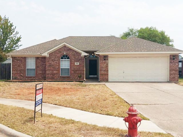 532 Brandy Court, Saginaw, TX 76179