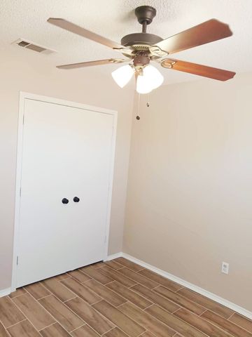 532 Brandy Court, Saginaw, TX 76179