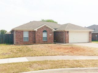 532 Brandy Court, Saginaw, TX 76179