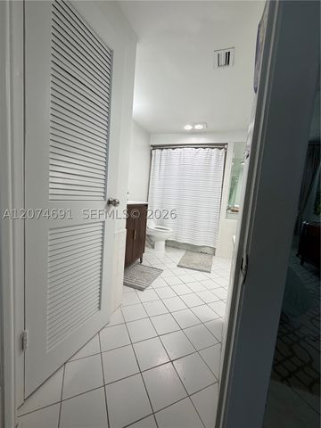 3111 N Ocean Dr 1611, Hollywood, FL 33019