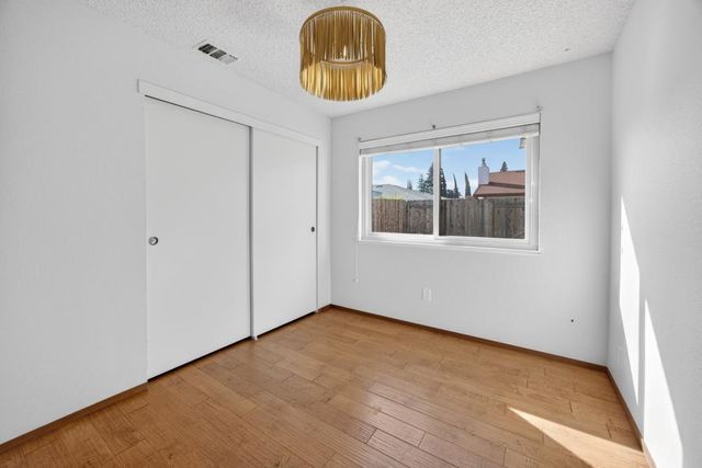 7019 Forbs Way, Citrus Heights, CA 95610