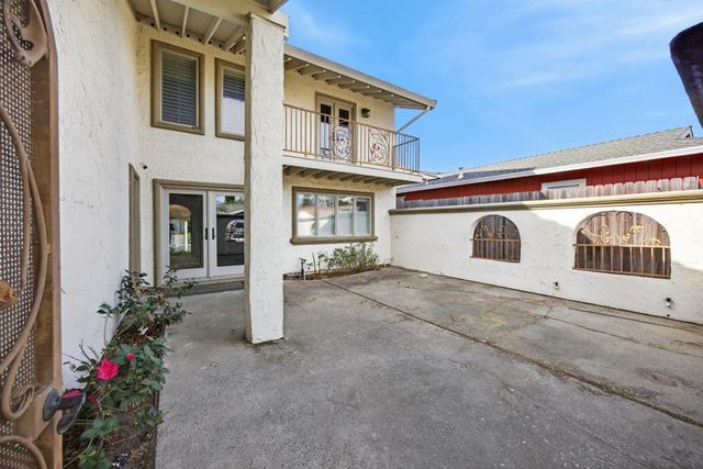 7019 Forbs Way, Citrus Heights, CA 95610