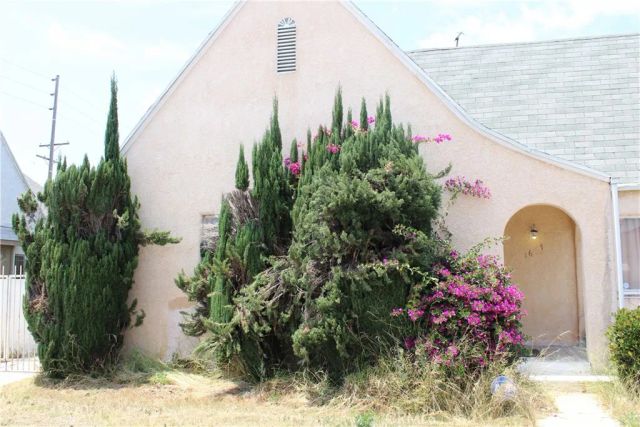 1657 S Fairfax, Los Angeles, CA 90019