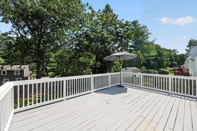 39 Gerard Rd, Norwell, MA 02061
