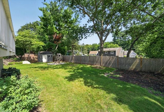 39 Gerard Rd, Norwell, MA 02061