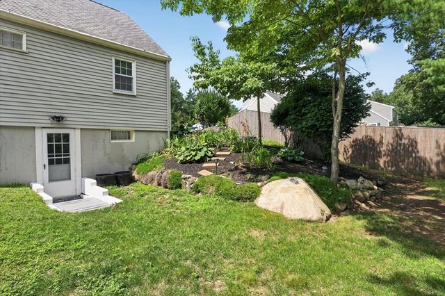 39 Gerard Rd, Norwell, MA 02061