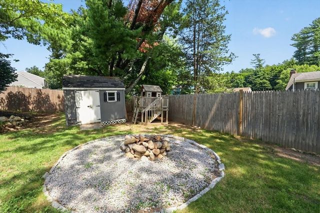 39 Gerard Rd, Norwell, MA 02061