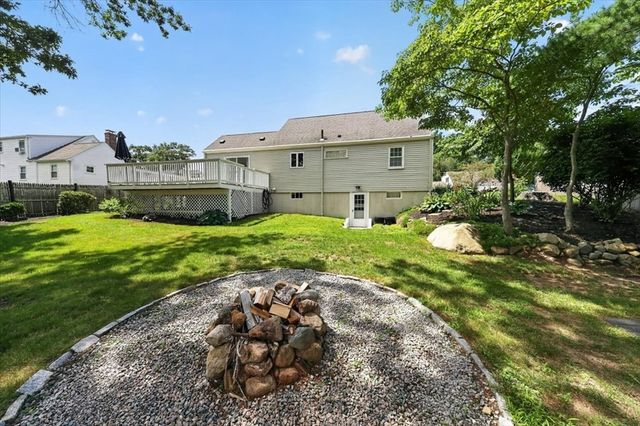 39 Gerard Rd, Norwell, MA 02061