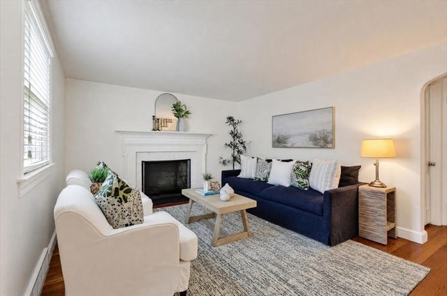 39 Gerard Rd, Norwell, MA 02061