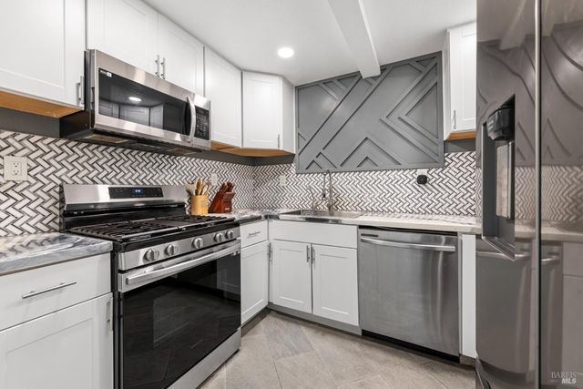 1042 Hayes St, Fairfield, CA 94533