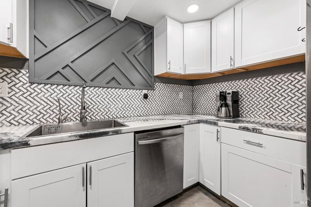 1042 Hayes St, Fairfield, CA 94533