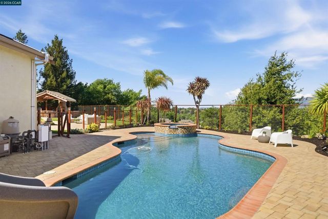 5 Welford Ranch Ct, San Ramon, CA 94583