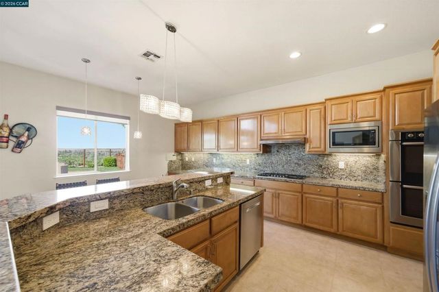 5 Welford Ranch Ct, San Ramon, CA 94583