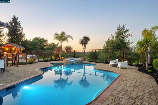 5 Welford Ranch Ct, San Ramon, CA 94583