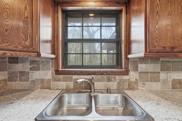 7 Douglas Street, Greenbrier, AR 72058