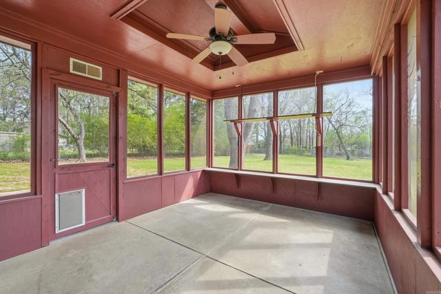 7 Douglas Street, Greenbrier, AR 72058