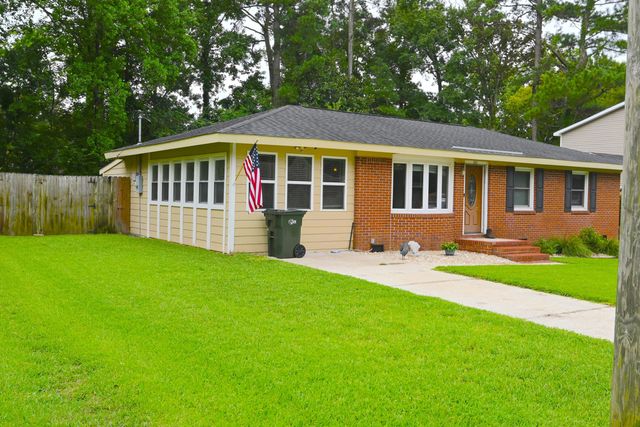 301 Farm Road, Goose Creek, SC 29445