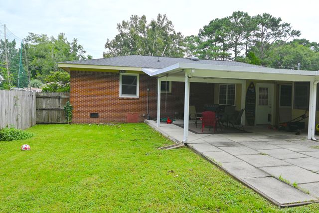 301 Farm Road, Goose Creek, SC 29445