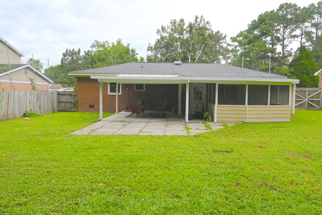 301 Farm Road, Goose Creek, SC 29445