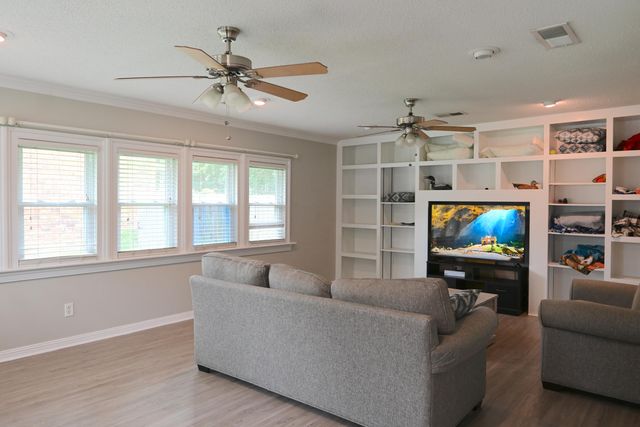 301 Farm Road, Goose Creek, SC 29445