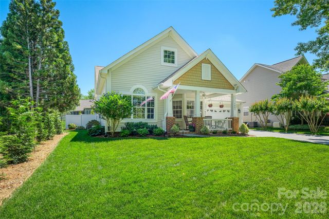 1005 Feather Oak Lane, Matthews, NC 28104