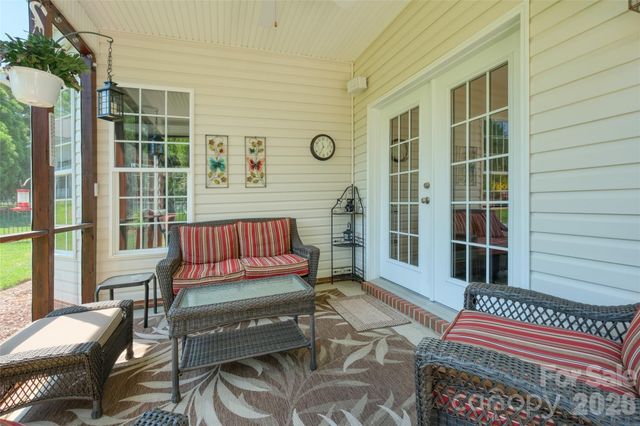 1005 Feather Oak Lane, Matthews, NC 28104