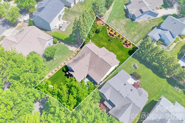 1005 Feather Oak Lane, Matthews, NC 28104
