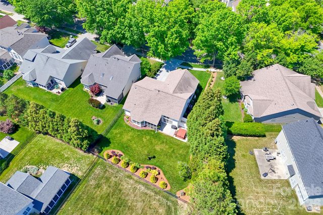 1005 Feather Oak Lane, Matthews, NC 28104