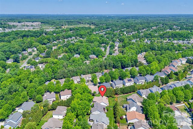 1005 Feather Oak Lane, Matthews, NC 28104