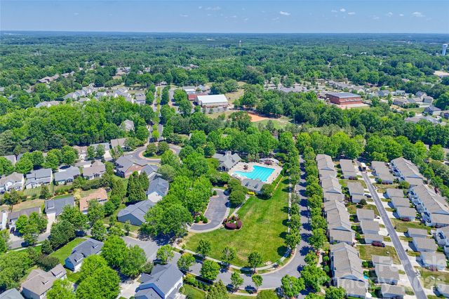 1005 Feather Oak Lane, Matthews, NC 28104