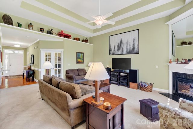 1005 Feather Oak Lane, Matthews, NC 28104