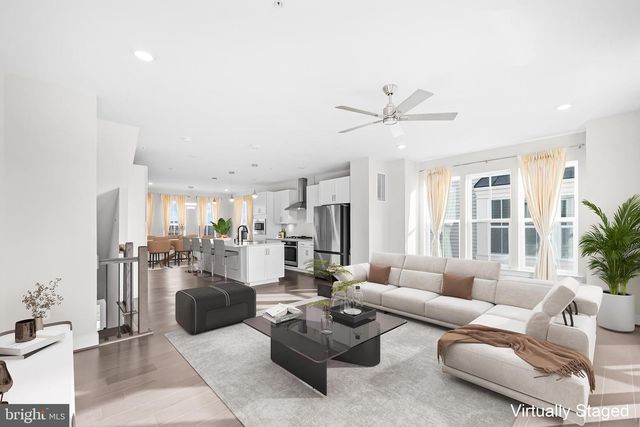 23158 HORSESHOE TRAIL SQUARE, Ashburn, VA 20148