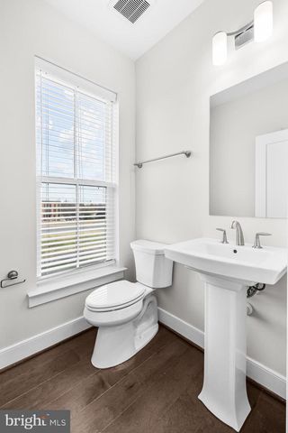 23158 HORSESHOE TRAIL SQUARE, Ashburn, VA 20148