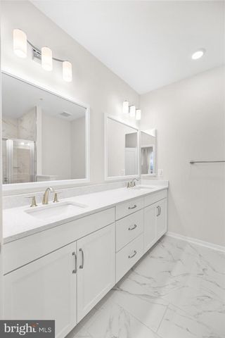 23158 HORSESHOE TRAIL SQUARE, Ashburn, VA 20148