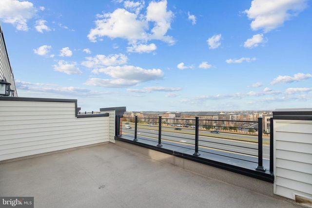 23158 HORSESHOE TRAIL SQUARE, Ashburn, VA 20148