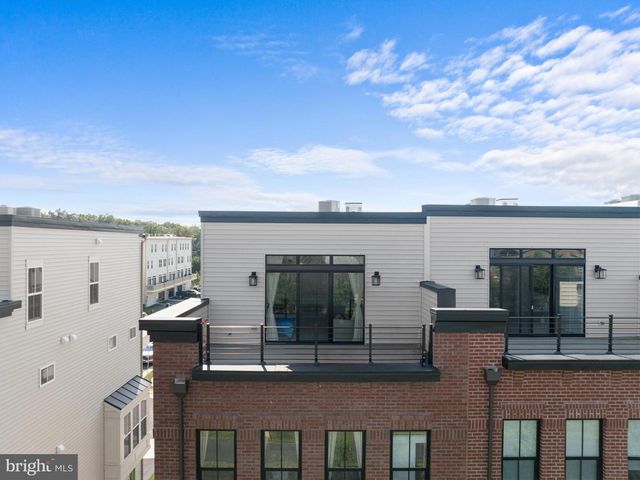 23158 HORSESHOE TRAIL SQUARE, Ashburn, VA 20148