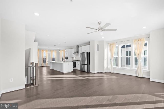 23158 HORSESHOE TRAIL SQUARE, Ashburn, VA 20148