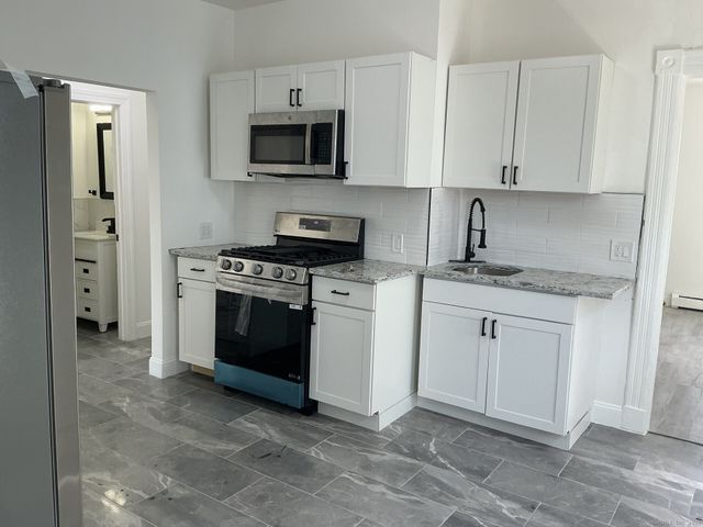 274 Lloyd Street 2, New Haven, CT 06513