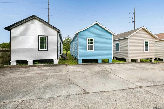 1109 Thomas H Delpit Dr, Baton Rouge, LA 70802