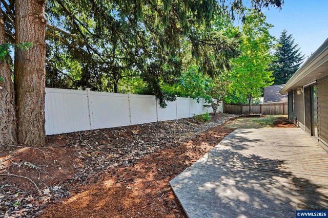 2230 Justice Way Ct S, Salem, OR 97302